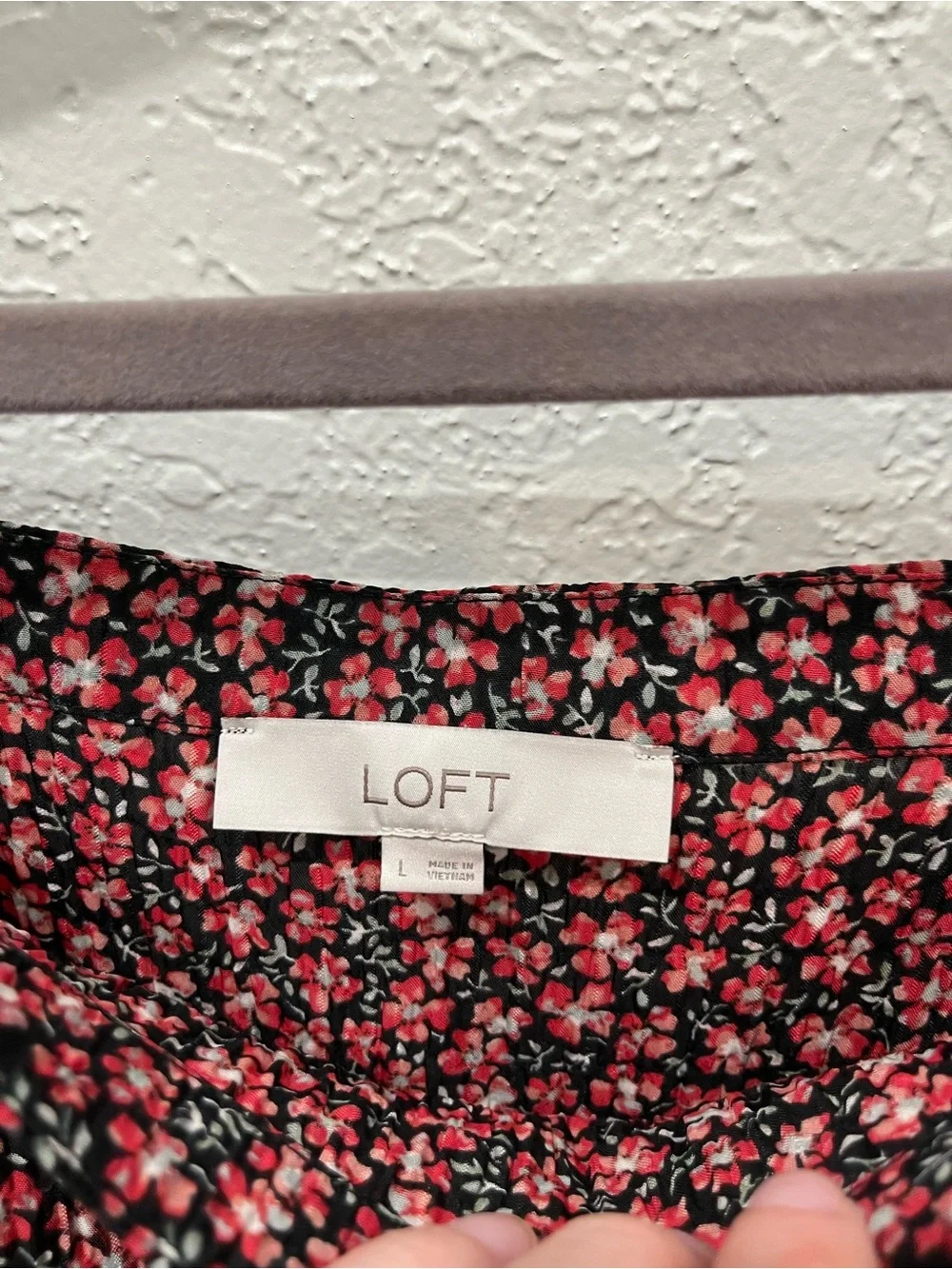 Loft Ditsy Floral Top Size Large Black Red Puff Sleeve Cottagecore Dark Coquette